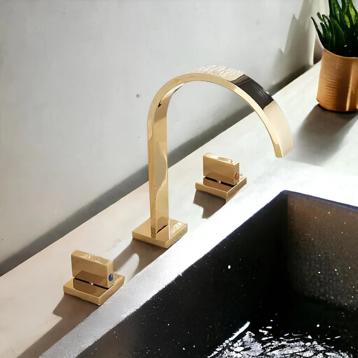 Torneira de piso banheira contemporânea,
Torneira de banheira preto fosco luxo,
Torneira de piso com acabamento premium,
Torneira de banheira retrô moderna preta,
Torneira piso banheira minimalista moderno,
Torneira de imersão banheira design luxuoso,