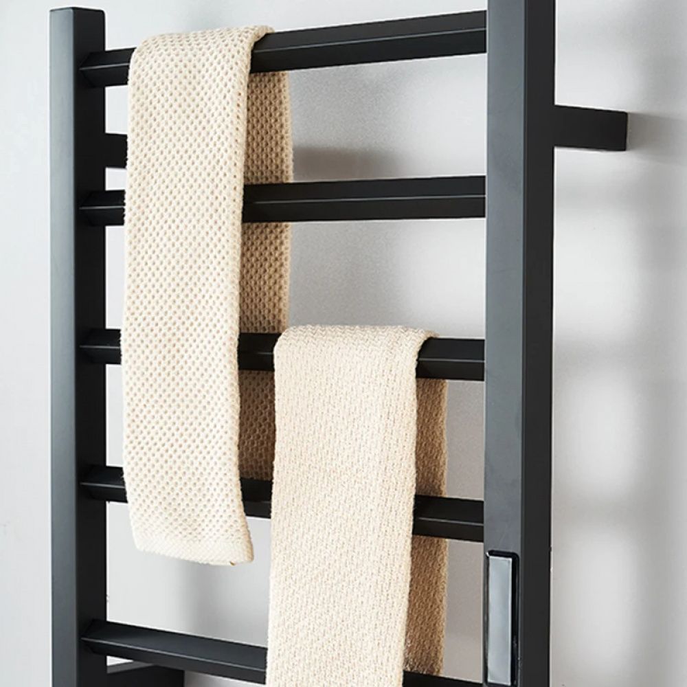 Toalheiro Térmico Black com Controle de Temperatura