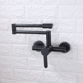 Dobrável Extensível

Flexibilidade total para direcionar o fluxo de água em qualquer área da pia. Esse recurso é perfeito para cozinhas dinâmicas, garantindo que você possa alcançar todas as partes da pia com facilidade e rapidez.

Bico com Aerador

Oferece uma saída de água suave e espumosa, economizando até 30% de água e proporcionando uma experiência mais higiênica e prática.

Manocomando

Oferece um controle preciso e intuitivo do fluxo e da temperatura da água com um único movimento, permitindo ajustes