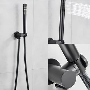 Kit Completo de Chuveiro na cor Black Matte (Fosco), mais praticidade e comodidade na sua obra, ele acompanha todos os itens: Registro Monocomando 04 Vias + Acabamento do Monocomando + Chuveiro + Ducha Manual. Ideal para quem está construindo e fazendo a parte hidráulica, pois o mesmo deve ser instalado por DENTRO da parede (comando).

Acabamento em aço inoxidável de alta resistência à corrosão, conservando a beleza do produto por muito mais tempo;
Ducha Manual: praticidade e fácil encaixe;
Volante em alava