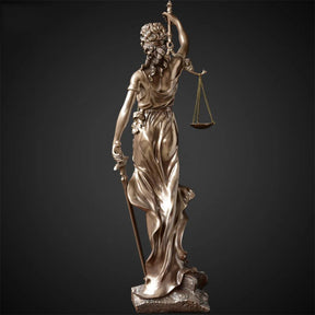 ESCULTURA DEUSA DA JUSTIÇA